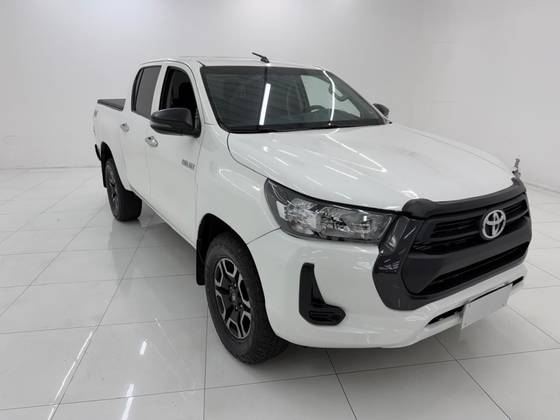 TOYOTA HILUX 2.8 D-4D TURBO DIESEL CHASSI 4X4 MANUAL
